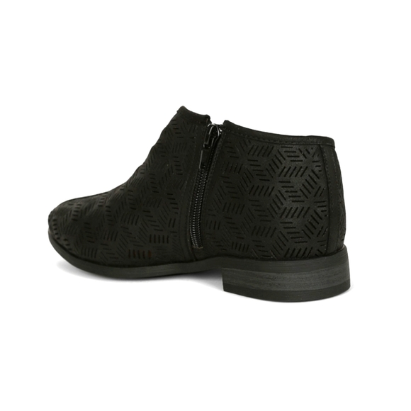 Qupid Pointy Toe Oxford Flat 1" Heel - Picture 3 of 7